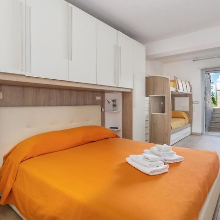 Oristano Camera Arancio Max 3Pers,Bagno,Uso Cucina Exteriör bild