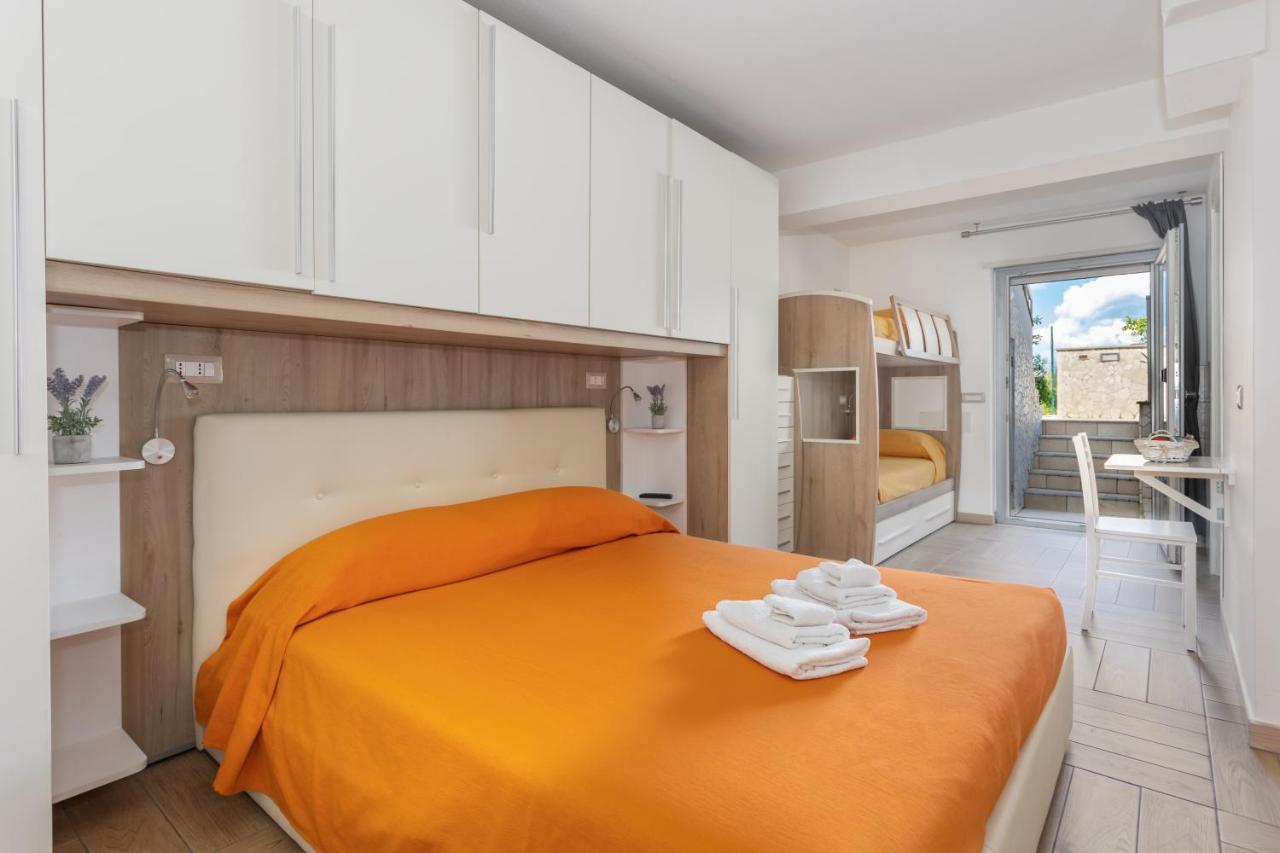 Oristano Camera Arancio Max 3Pers,Bagno,Uso Cucina Exteriör bild